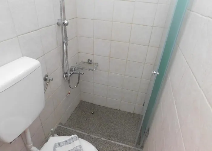 Aparthotel Bollasstudios Plitra